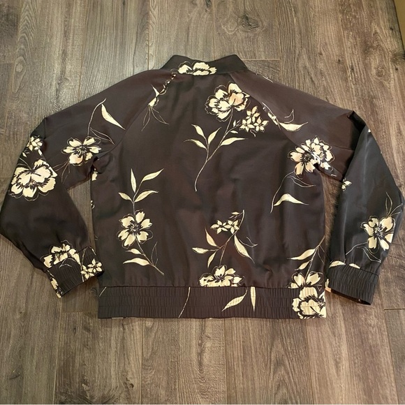 Saltwater Luxe bomber jacket zip up sweater floral - Picture 2 of 6